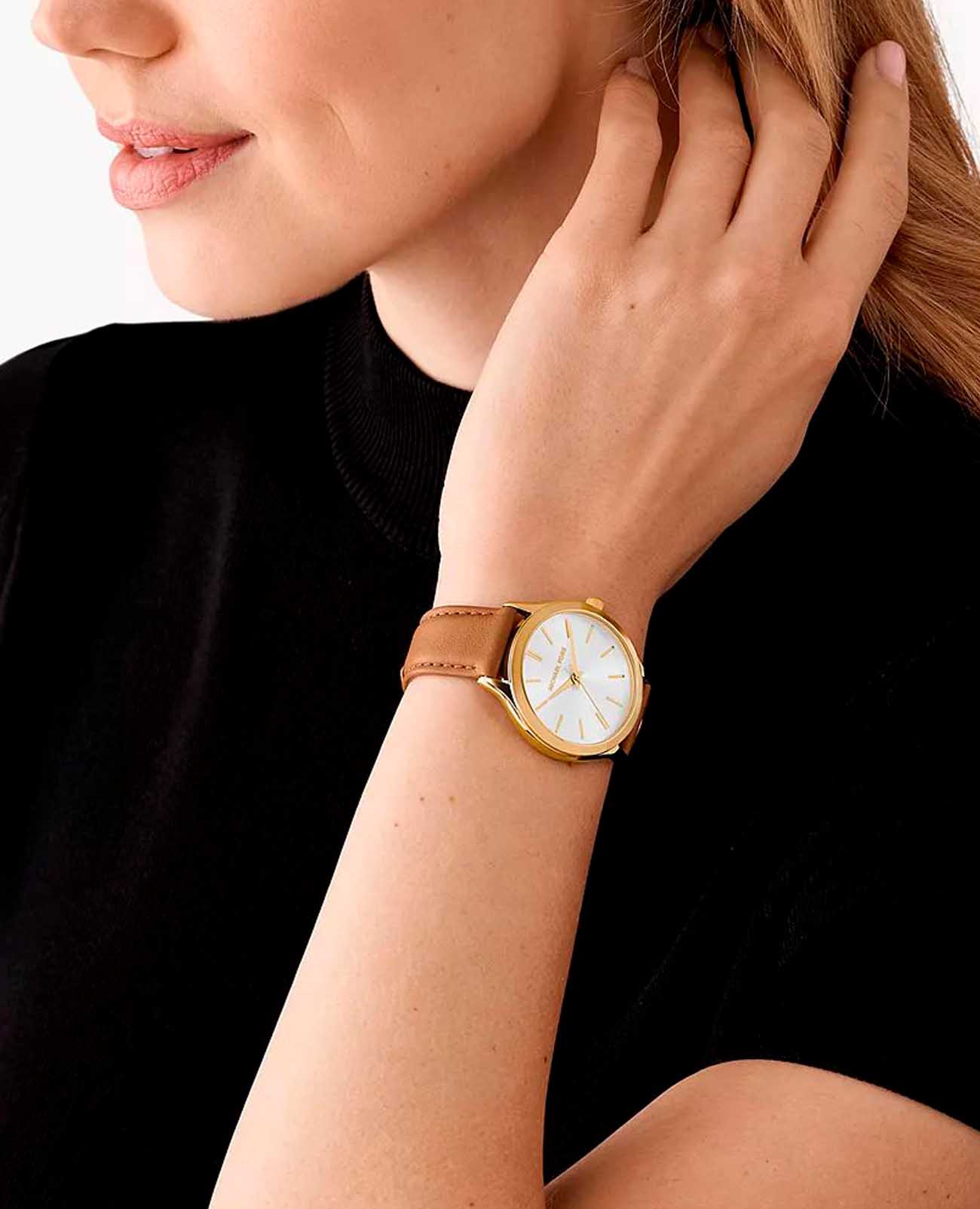 Michael Kors Michael Kors Runway MK7465 , наручные женские часы фото под углом