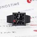 Swatch Swatch Square Bioceramic Standard SO34B701  наручные женские часы фото под углом.