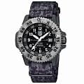 Luminox XL.3351.1.SET наручные мужские часы застежка крупным планом