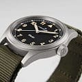 Часы Hamilton Khaki Field Quartz 38mm H69401930 фото 6