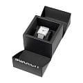 Swatch SO34M700 наручные женские часы застежка крупным планом