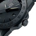 Luminox XS.3121.BO.1 наручные мужские часы застежка крупным планом
