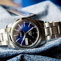 Seiko Seiko 5 Regular SNKE51K1 5 regular японские мужские часы на браслете нержавеющая сталь боковой вид