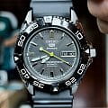 Оригинальные часы Seiko Seiko 5 Regular SNZB23J2 механические калибр механизма  общий вид