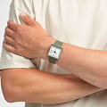 Swatch Swatch Square Bioceramic Standard SO34G700 женские часы белый циферблат на запястье