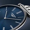Longines L47554956 наручные женские часы застежка крупным планом