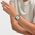 Swatch Swatch Square Bioceramic Standard SO34G700 кварцевые женские часы часы, крупный план белый циферблат